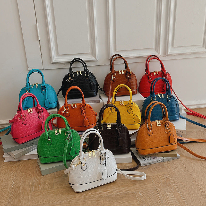 Women’s Fashion Trend Messenger Bag – Stylish Everyday Crossbody