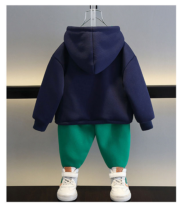Boys' and Girls' Fashionable Sports Sweater Set – Trendy Children's Clothing for Spring & Autumn