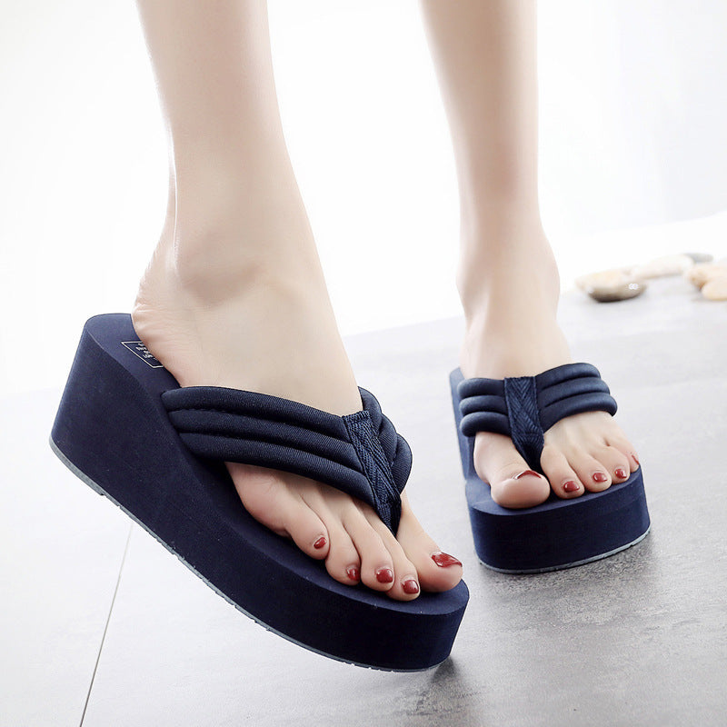 Women’s Fashion Sandals & Slippers – Herringbone Platform Design for Added Height & Style