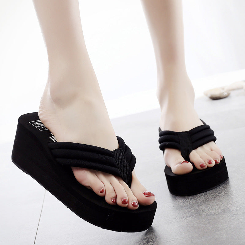 Women’s Fashion Sandals & Slippers – Herringbone Platform Design for Added Height & Style