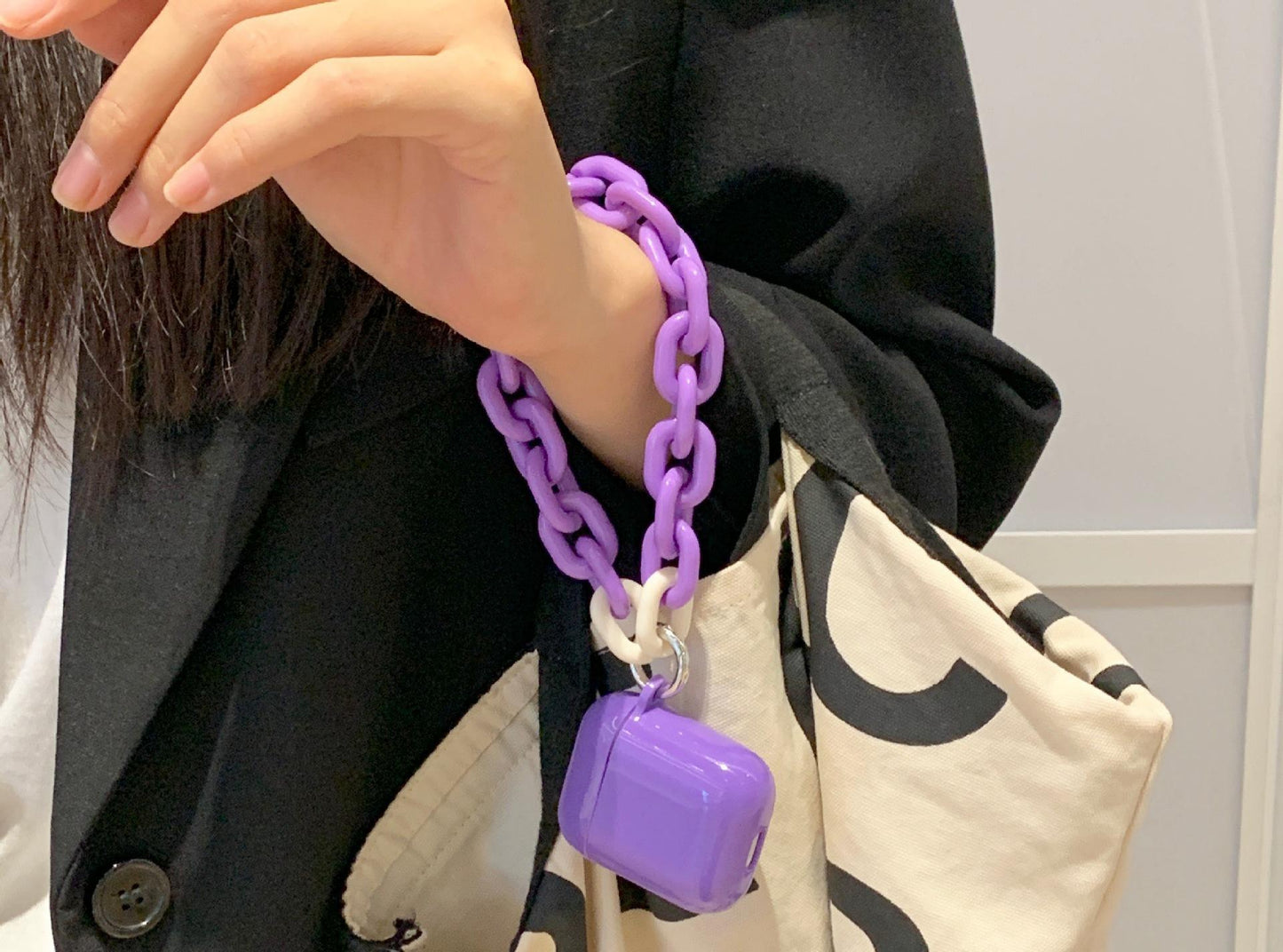 Pretty Chain Case