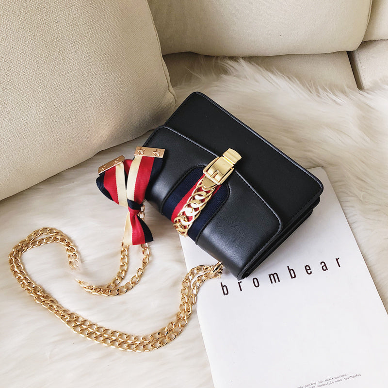 Satin Chain Shoulder Bag – Elegant Fashion Accessory for Day or Night