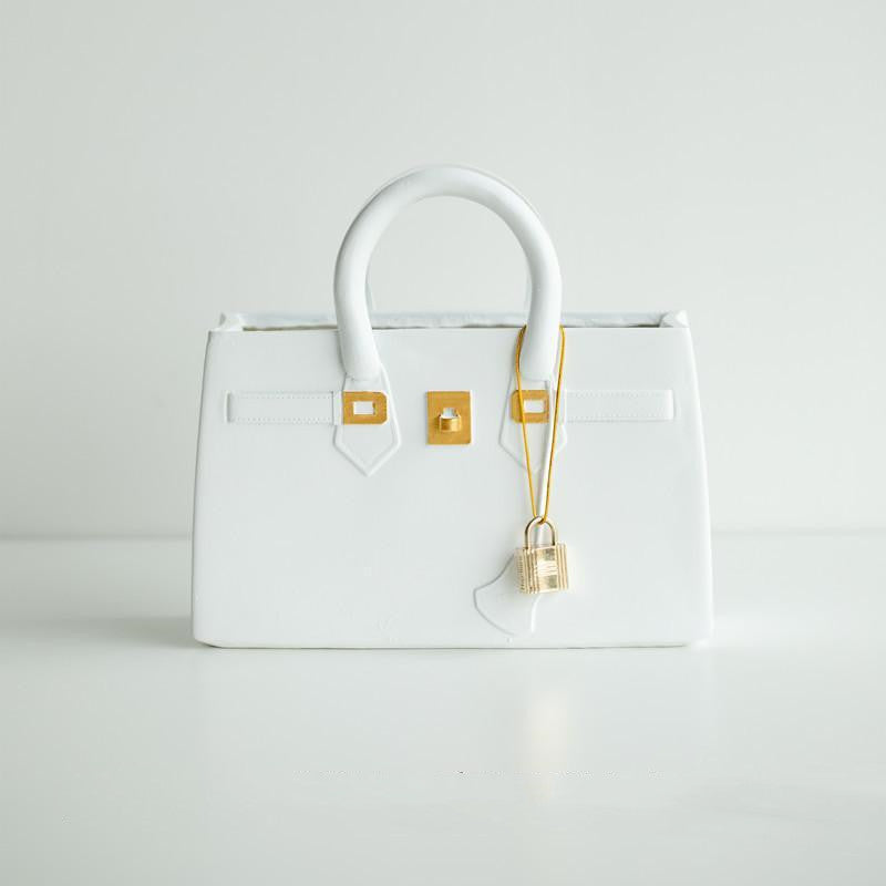 Fashion Purse Flower Vase Decoration – Unique Bag-Inspired Home Accent