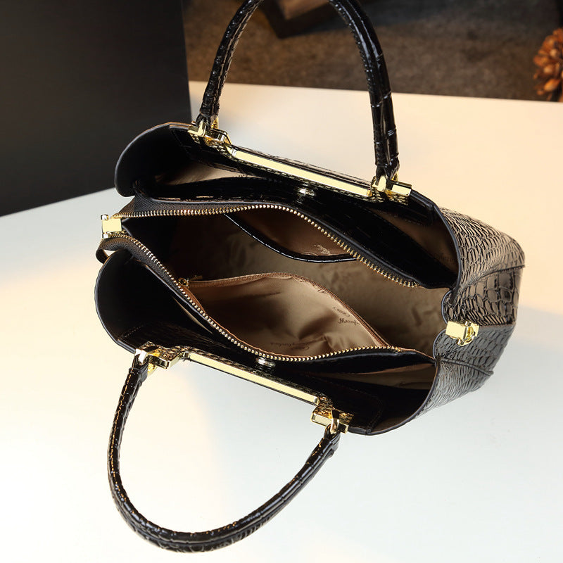 Fashion Print Handbag – Light Luxury Style with Elegant Design
