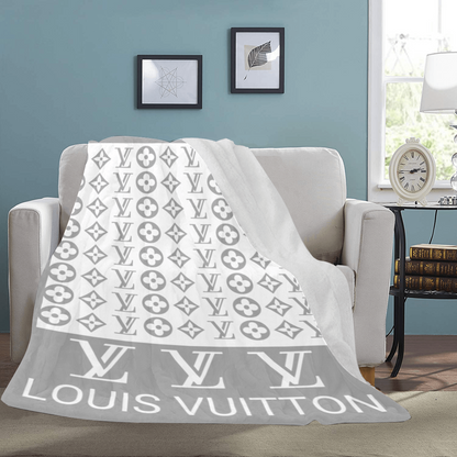 Signature Soft Microfleece Blanket 70" x 80"